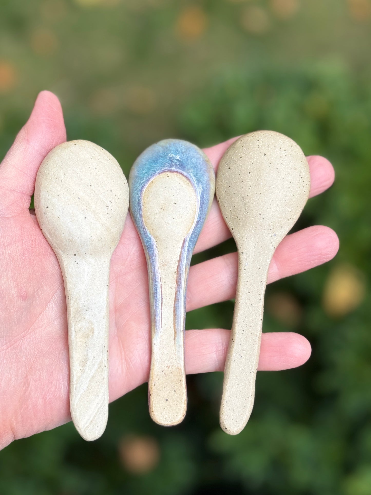 Medium ceramic spoons