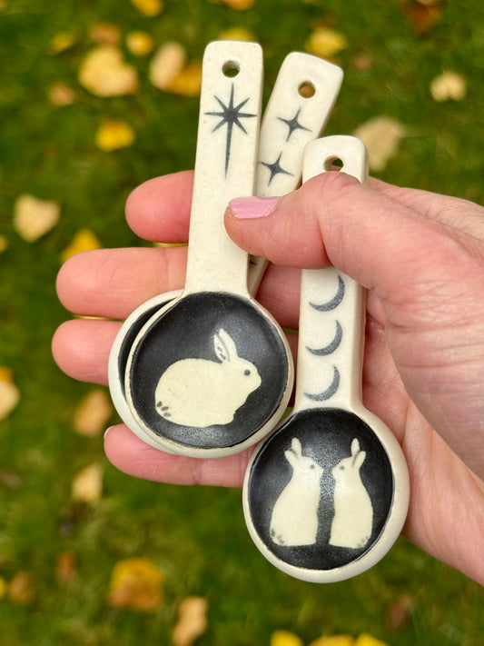 White Illustrated Spoons