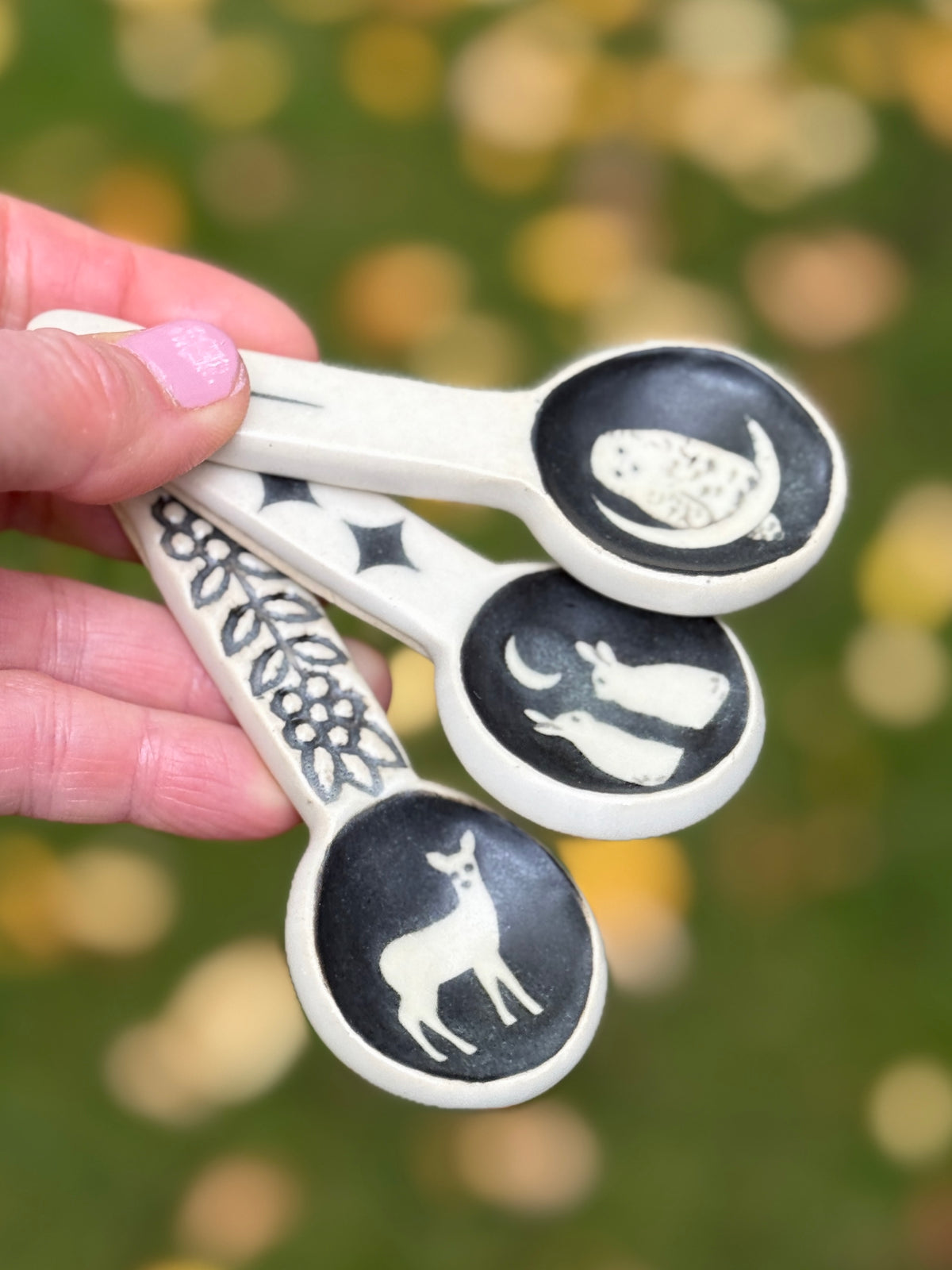 White Illustrated Spoons